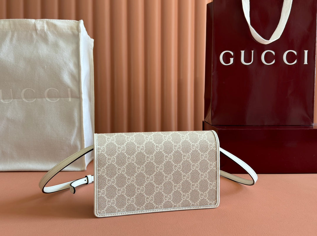 Gucci Emblem Wallet Monogram 20 in Beige and White Smooth Calfskin