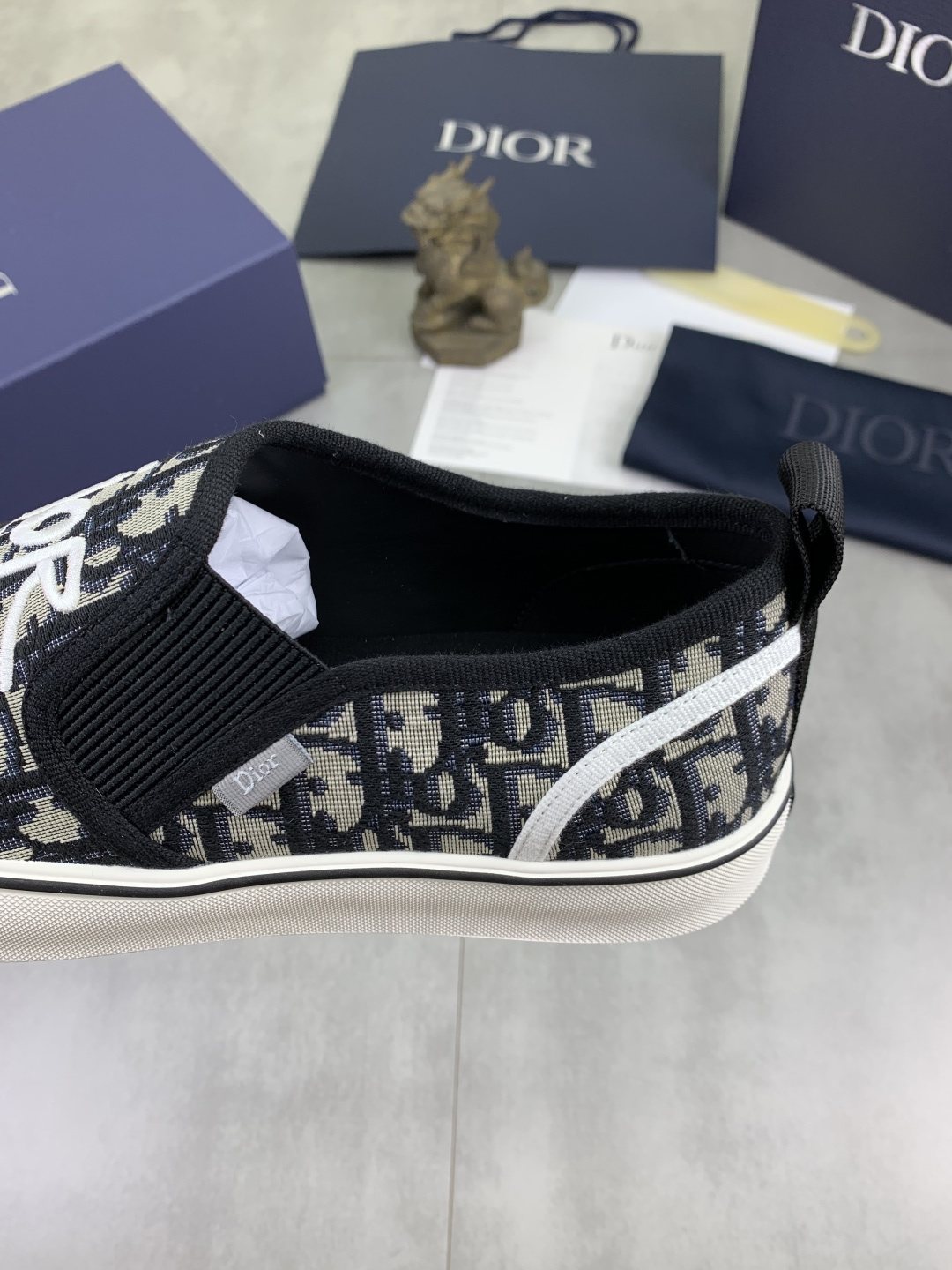 微商相册测试鞋子-Dior Navy Pattern Slip-On Sneakers — detail